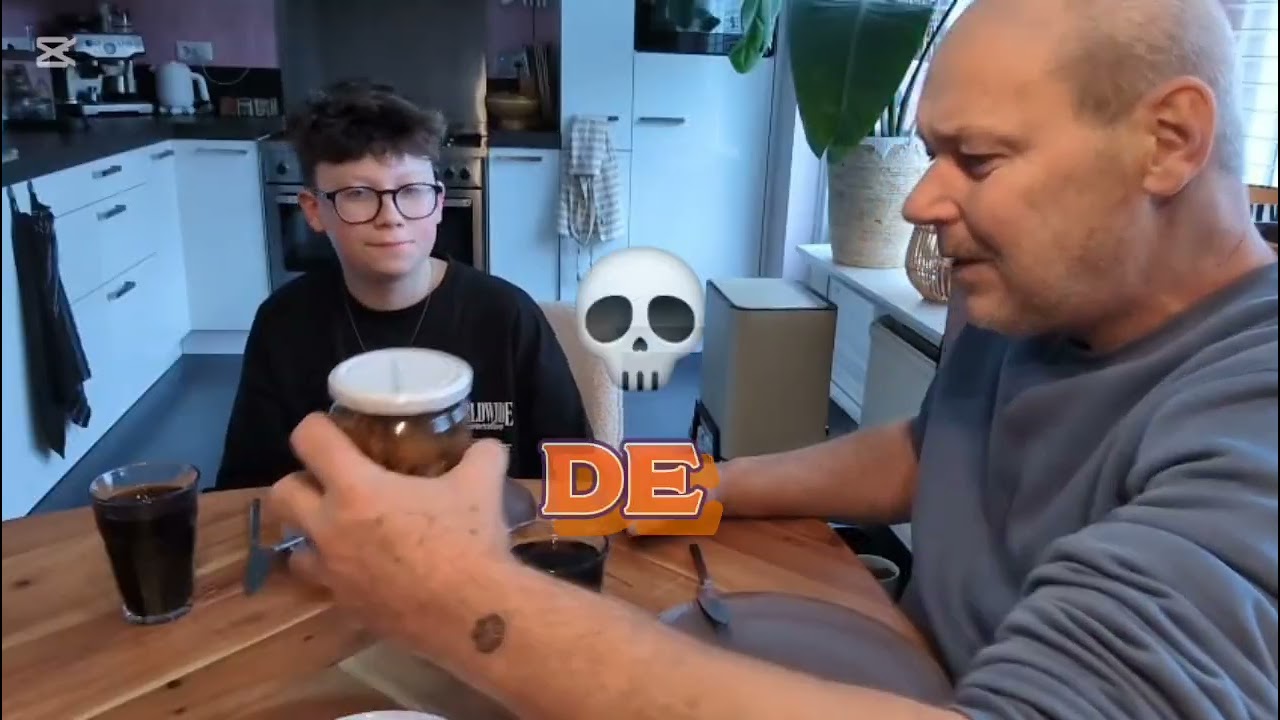 Eten met Kleinzoon || Lekker Haring: Rolmops en Gebakken haring || 