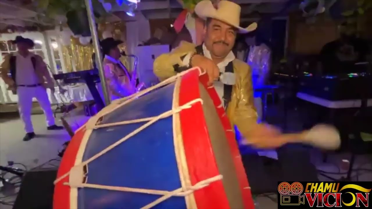 BANDA LA ONZA EN JURUPA VALLEY