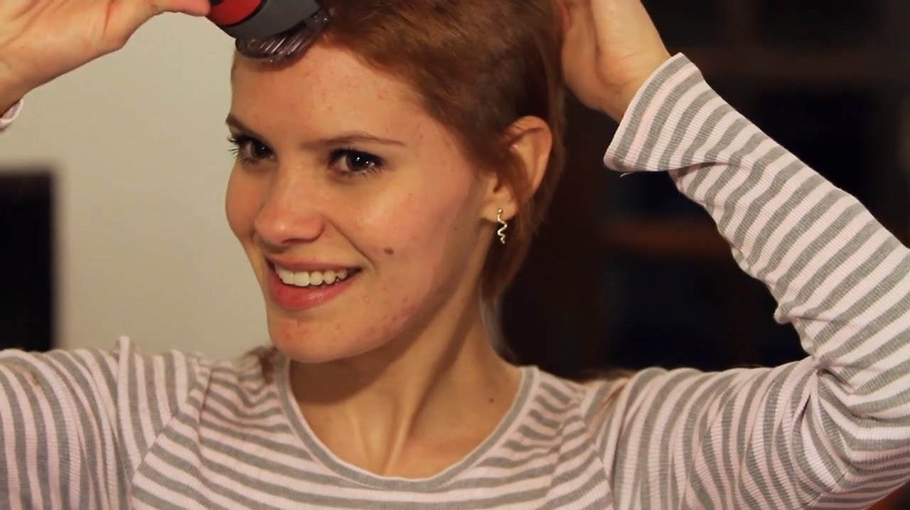 Como ficar careca em 3 minutos! ♫ Out of our minds (Katie Costello) cover by Camila Hubner