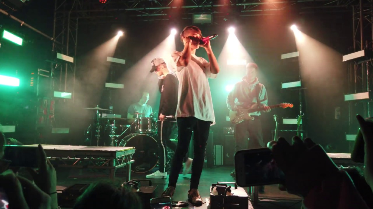 4K Fast car - Bars and Melody LIVE 2019 / Oxford / DJI osmo pocket review concert