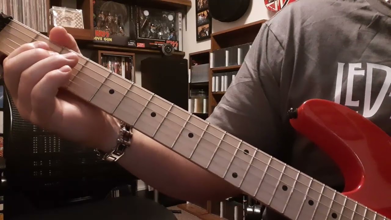 Lick It Up - KISS 