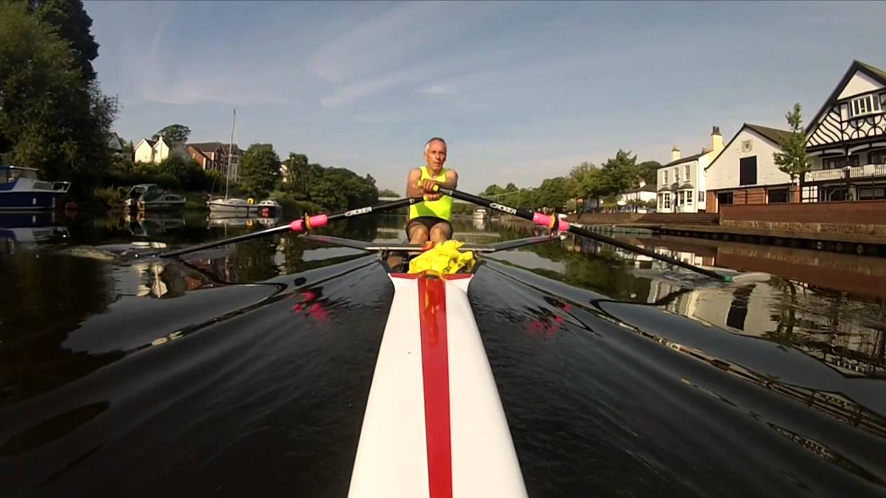Incredible Catch while Sculling