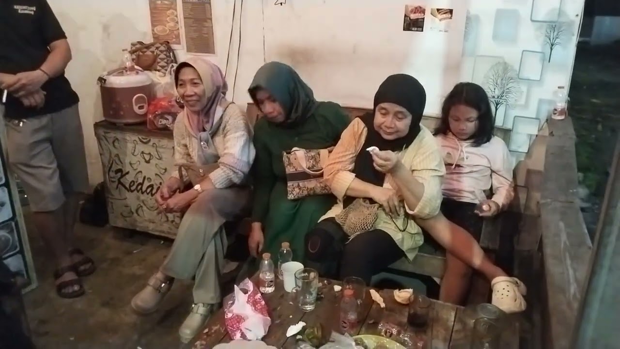 Evi Rofiah Studio 21 Alun alun Karawang 14 Pebuari 2026