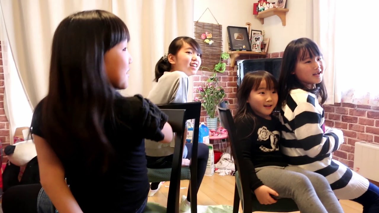 【マイちゃんとの冬休み⑥】 終盤乱入者現るも恒例なマイちゃんとのイス取りゲームを楽しむ三姉妹