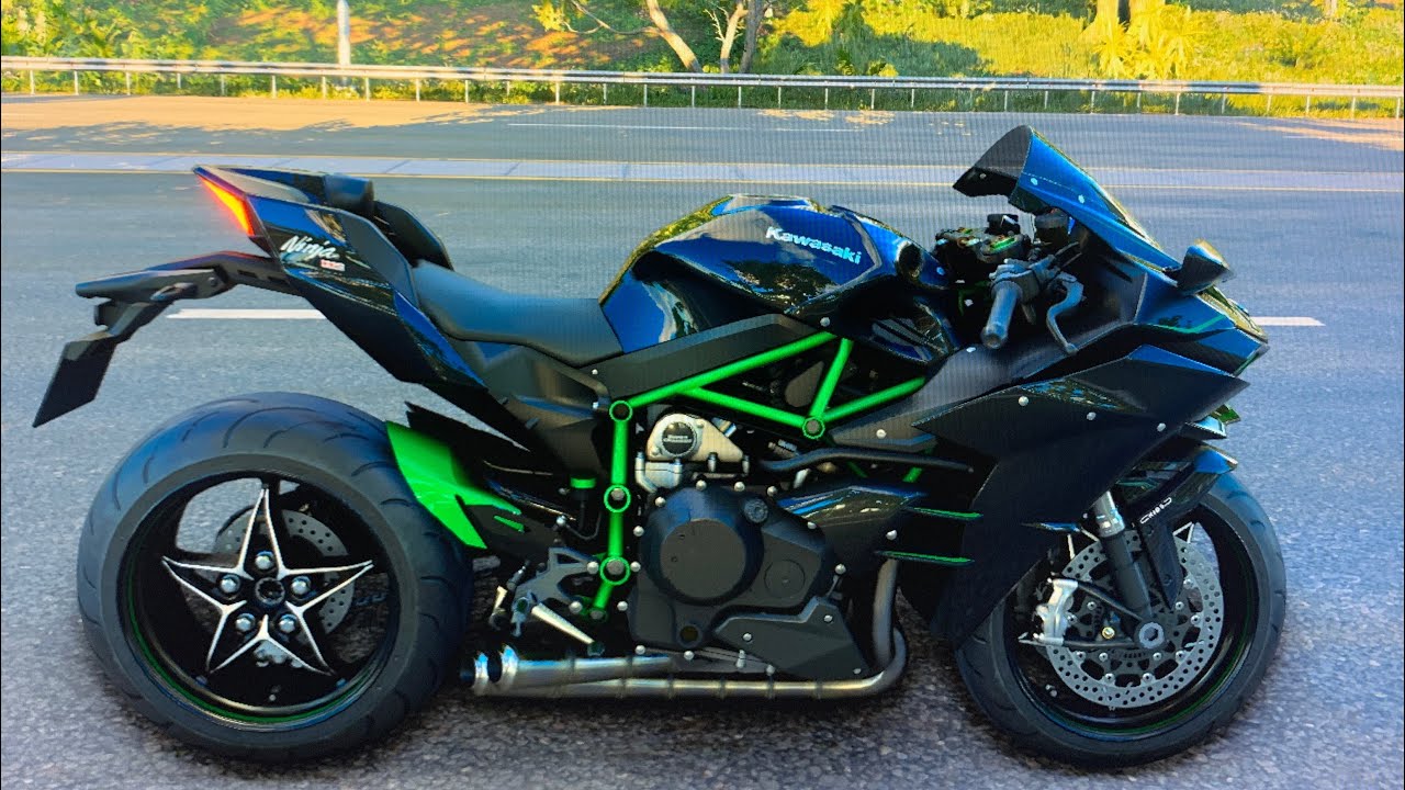 POV: Kawasaki Ninja H2 em MAUI | The Crew Motorfest