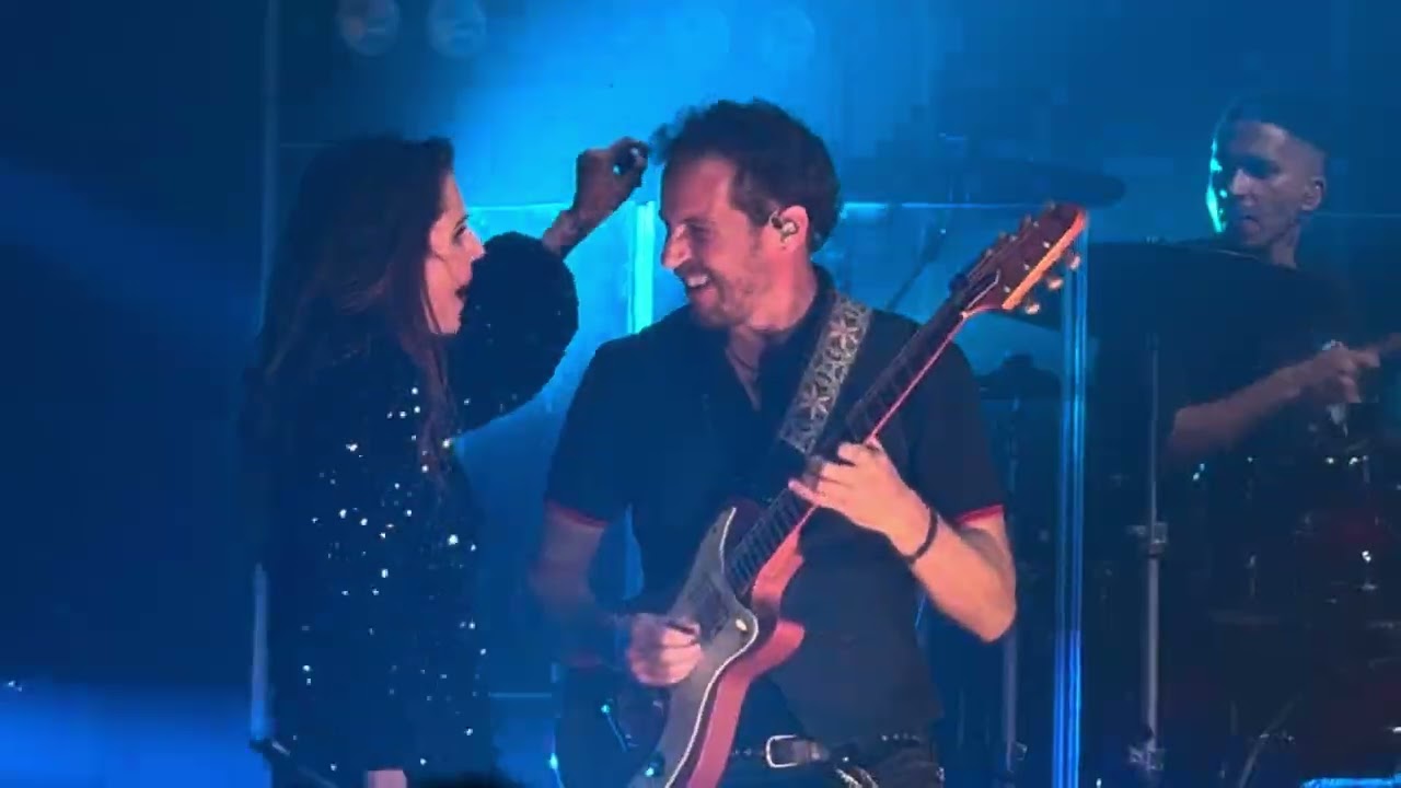 Malú (Show final) Gira 25 años de aprendiz 23/02/2024 Torremolinos (Málaga)