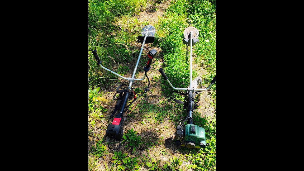 コメリの草刈機（刈払機）