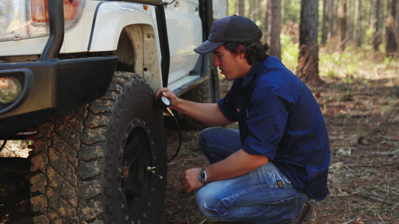 How to use your Kwiky tyre deflator