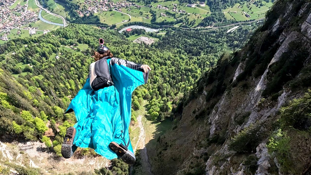 Wingsuit flight from Hans in Swiss/Lauterbrunnen with Luki