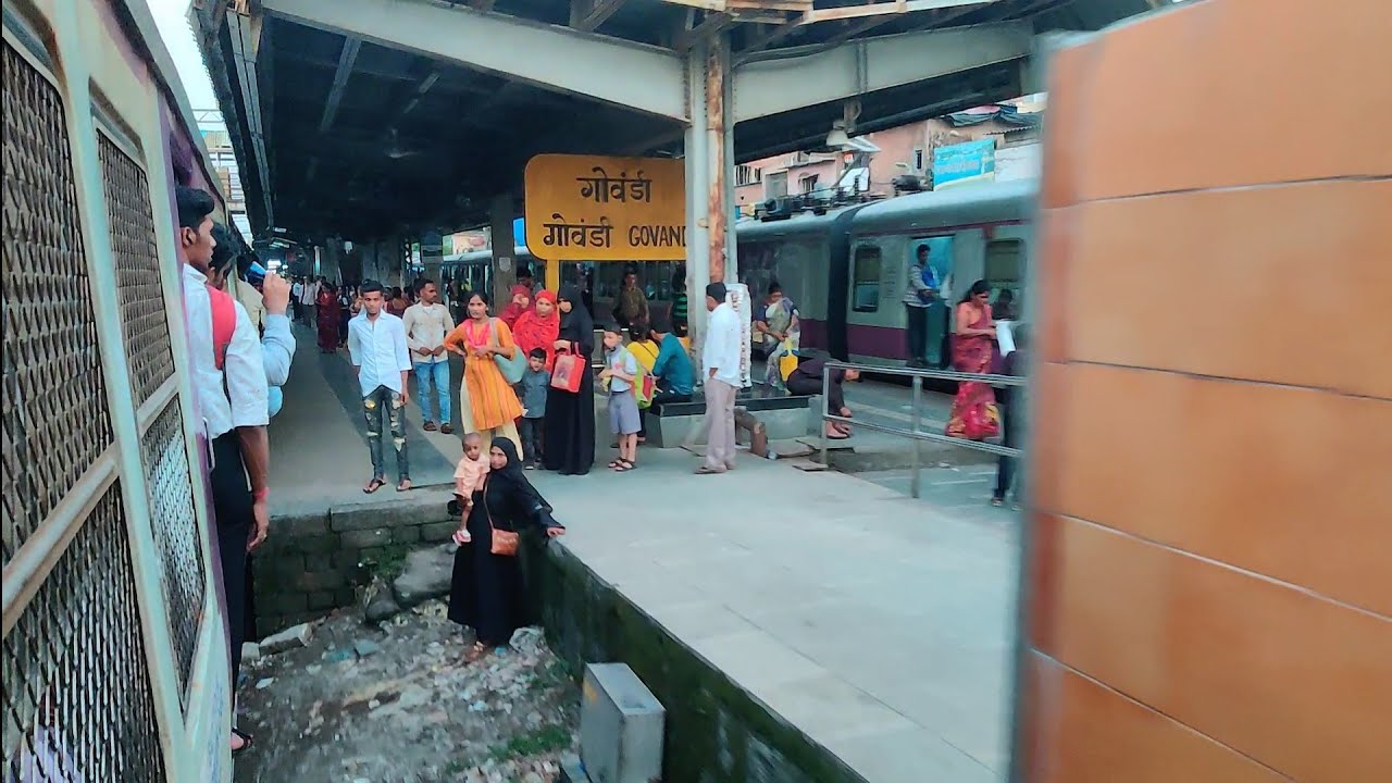 चेंबूर - गोवंडी || Mumbai Local Train Traveling For Chembur to Govandi