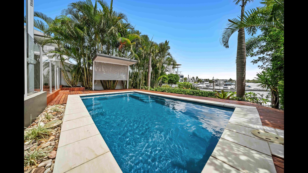 Experience North-to-Water Waterfront Living in This Expansive 369m2 Four Bedroom Residence