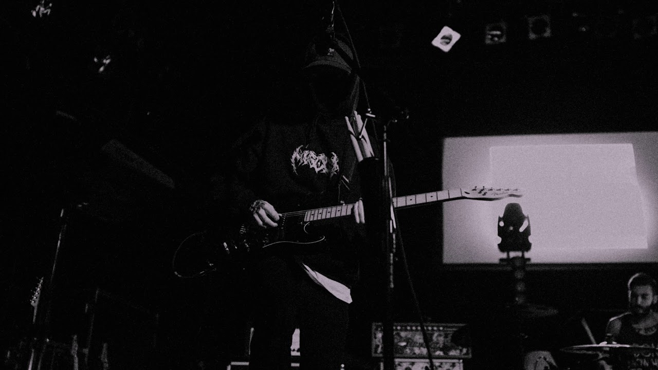 [15063011.01] nothing,nowhere. - lay me in the reservoir (reversed)