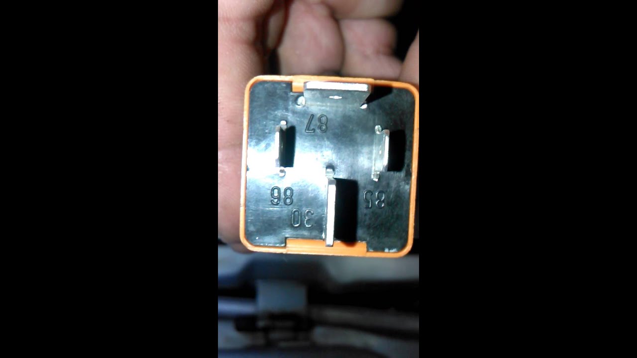 Os Vidros do corsa parou de funcionar sozinho  ..