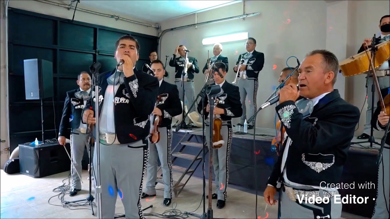 Mariachi Internacional Los Perez                                                 El Indio Enamorado