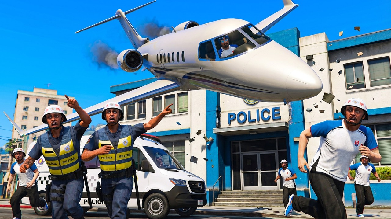 Joguei Um Avião Na Delegacia Do GTA RP😳✈️