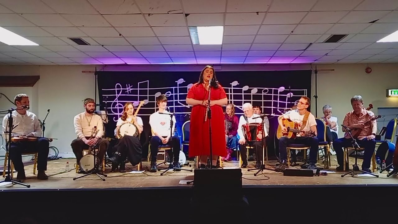 Aoife Duignan- Peggy Gordon (LIVE Cover)