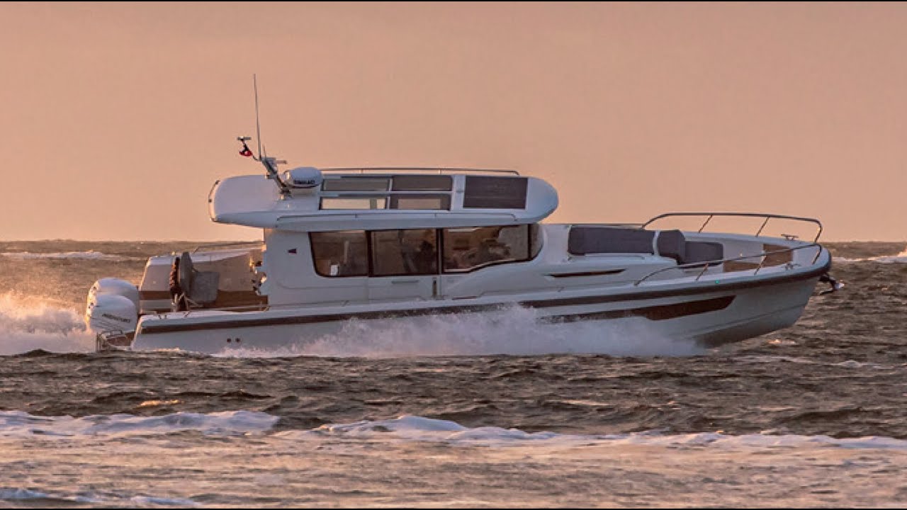 Testing the Nimbus C11 Commuter Powerboat