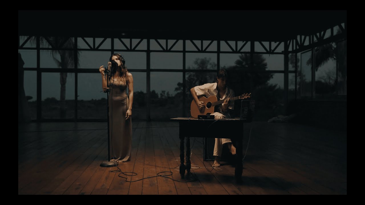 Elena Manuele - Dormi (Acoustic Version)