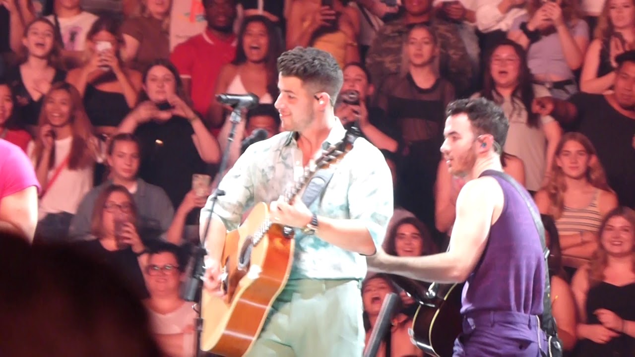Goodnight & Goodbye (Fan Request)- Jonas Brothers August 24, 2019 Toronto, ON