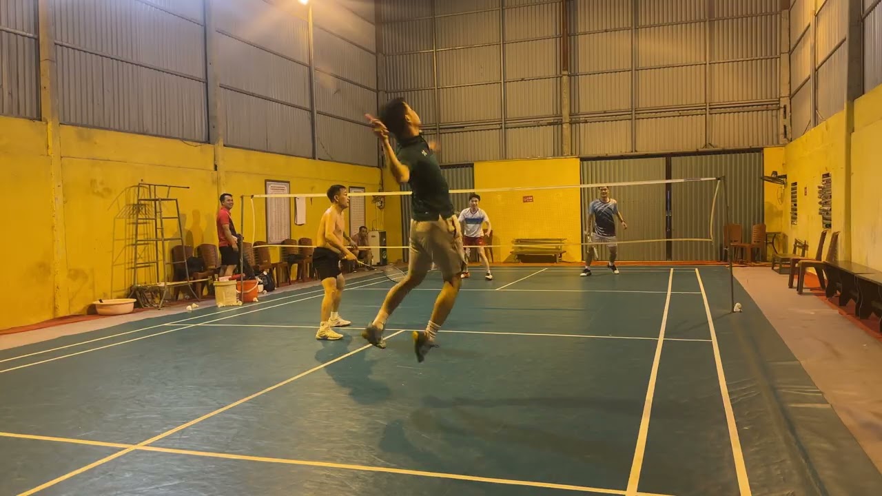 P.Anh / Tuấn Anh va Giang - Tiền