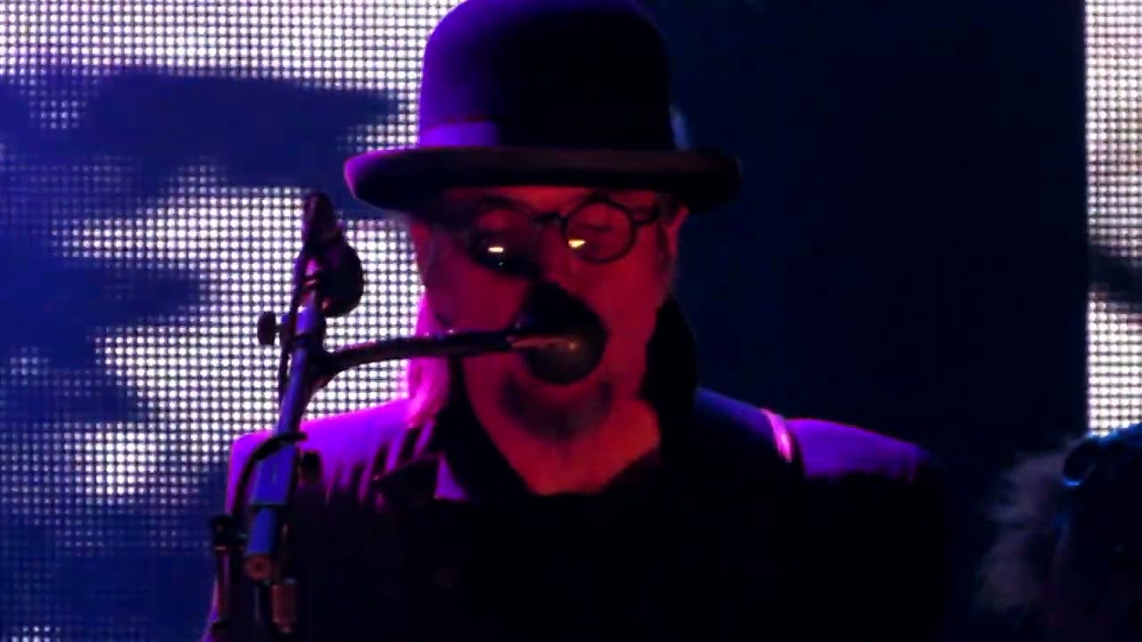 Primus | 2017-12-31 | Oakland CA
