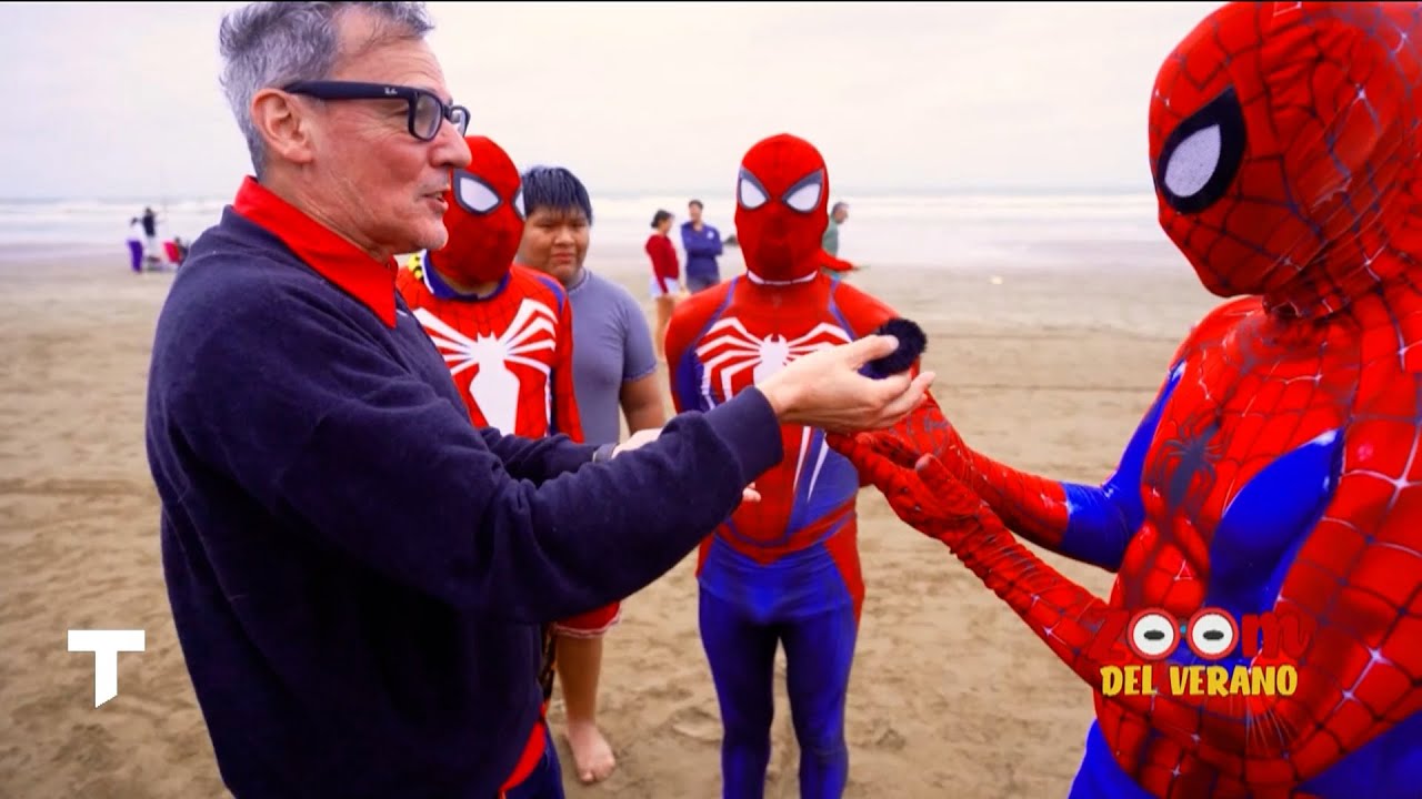Hombres Araña en la costa: panaderos disfrazados para ayudar