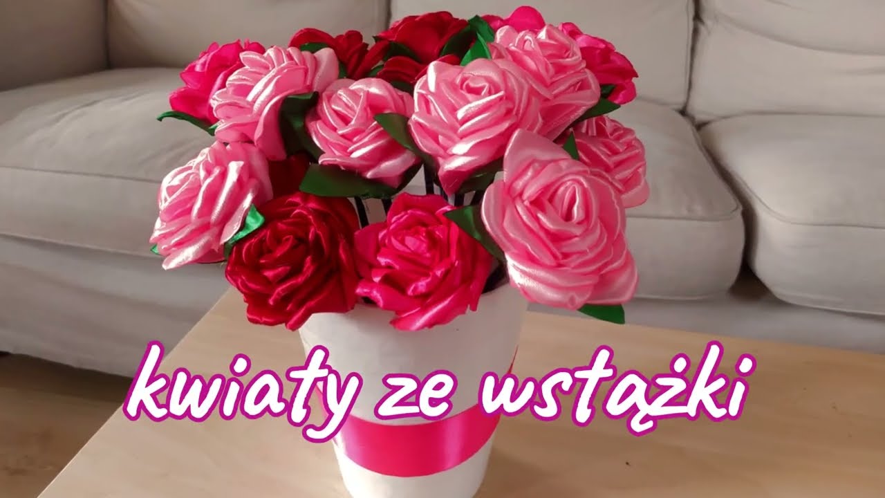 Jak zrobić kwiaty ze wstążki? Kolejny sposób na wykonanie róż.