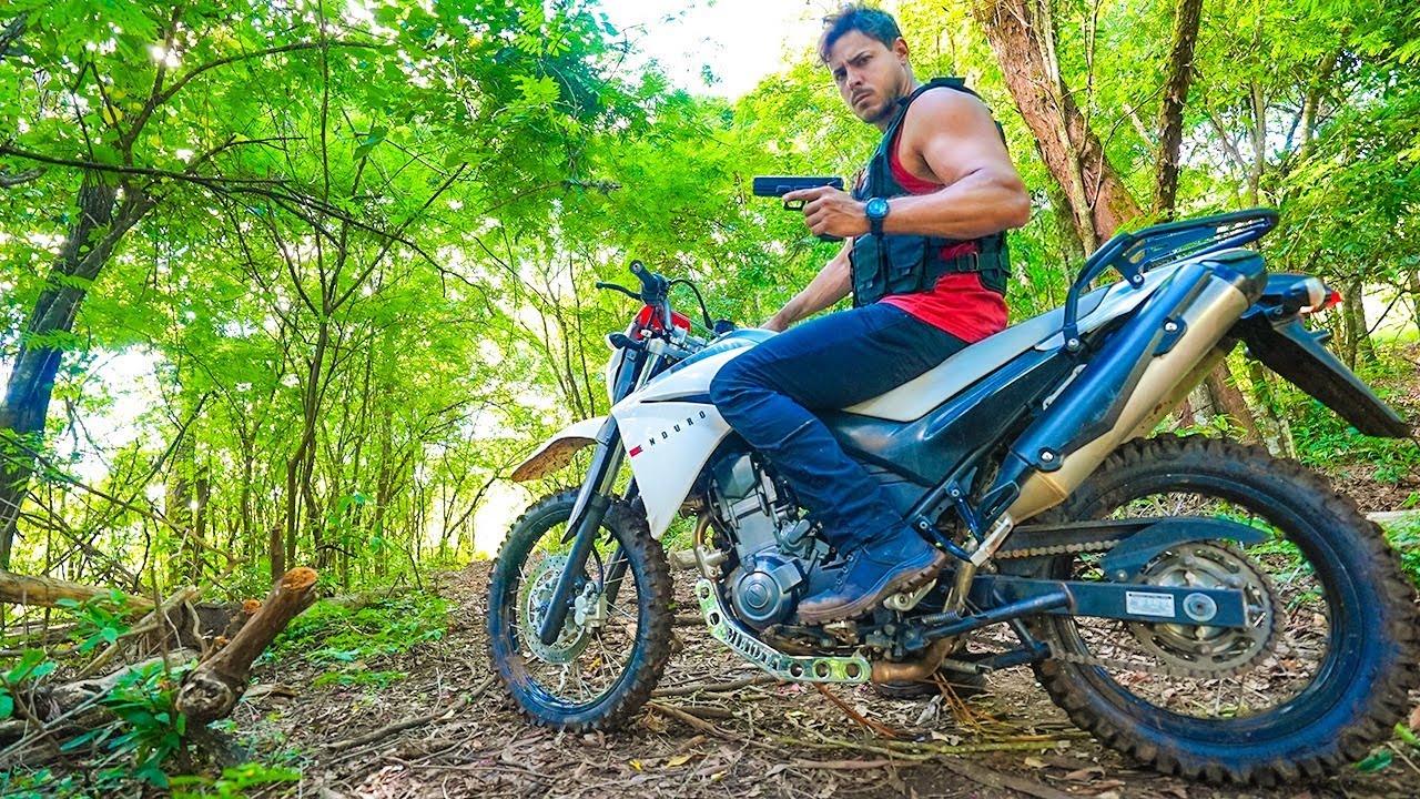FUI DE XT660 NA FLORESTA DO VELHO SATANICO E DEU RUIM