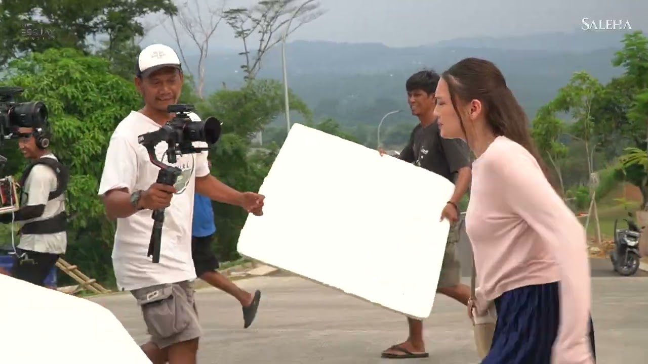 BEHIND THE SCENES Saleha | Ternyata begini kelakuan Intan dan Saleha dibalik layar❤