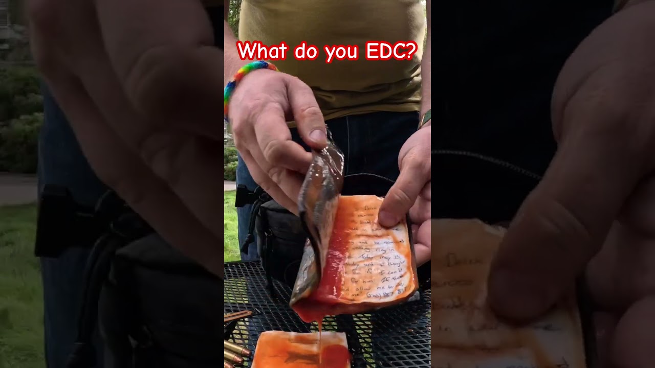 Goodwerks Boogie Bag Review typical EDC items.