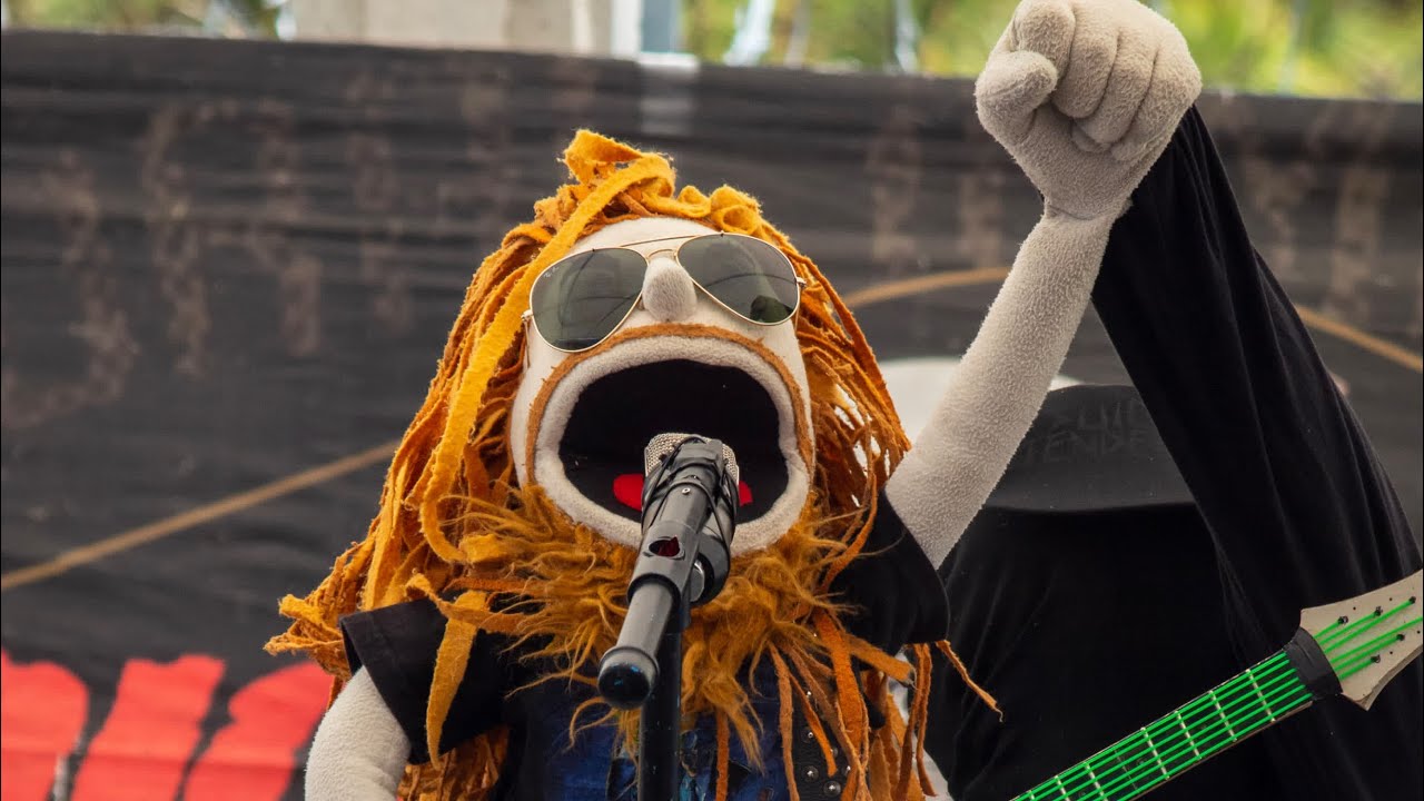 Jack Distortion - Las Mañanitas y Sacude el cráneo (En vivo Tianguis Cultural del Chopo)