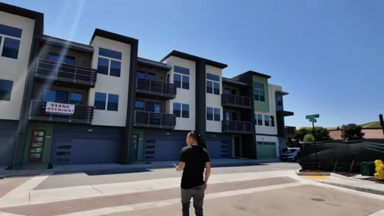 🏡 Touring DeNova Homes In Livermore California: Back to Back Residence 2. Starting at $860k