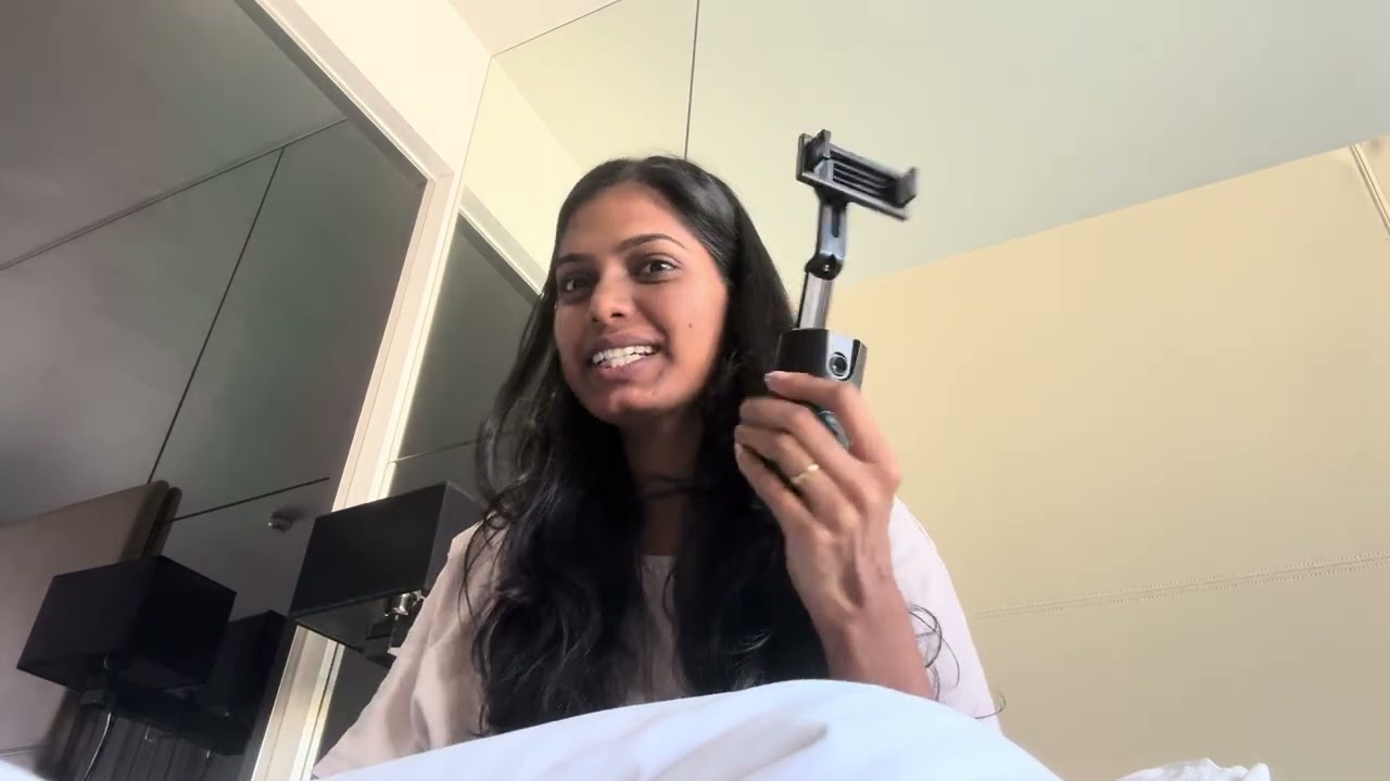 AI face tracker tripod 