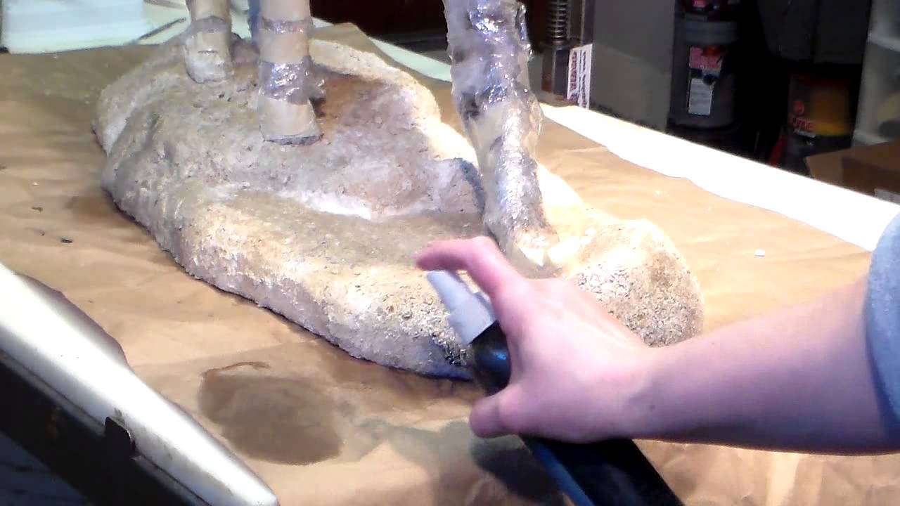 Taxidermy base for small lifesize animals