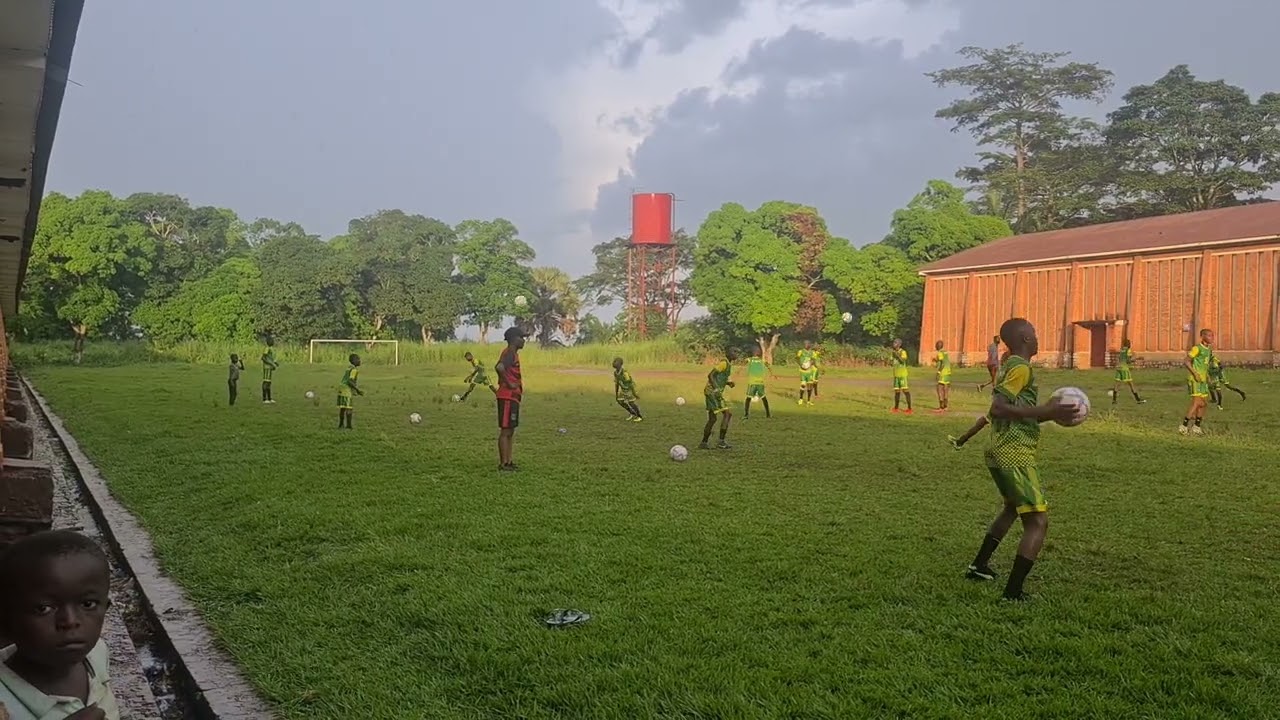 Les jeunes de A.s P.j.s.k en formation