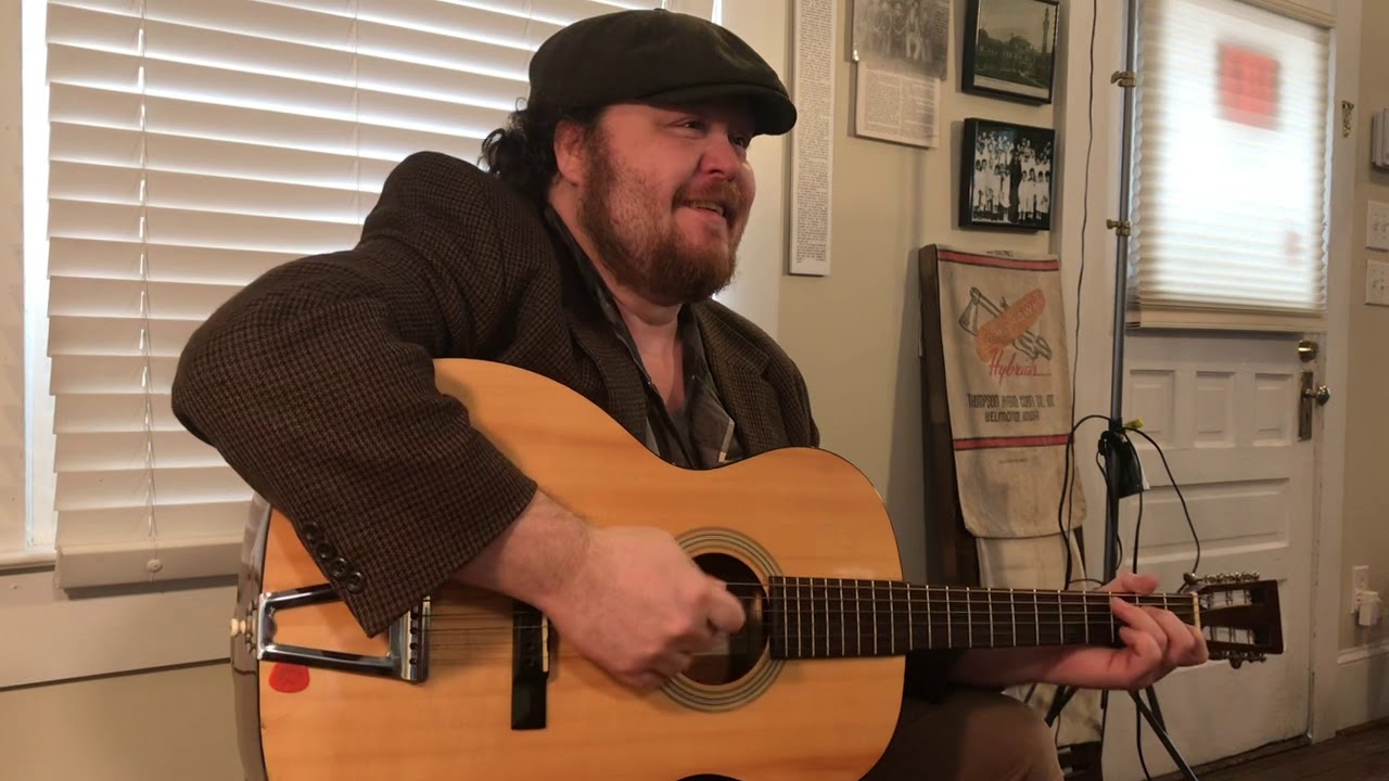 Evan Kinney on the basics of 2-note oldtime guitar bass runs