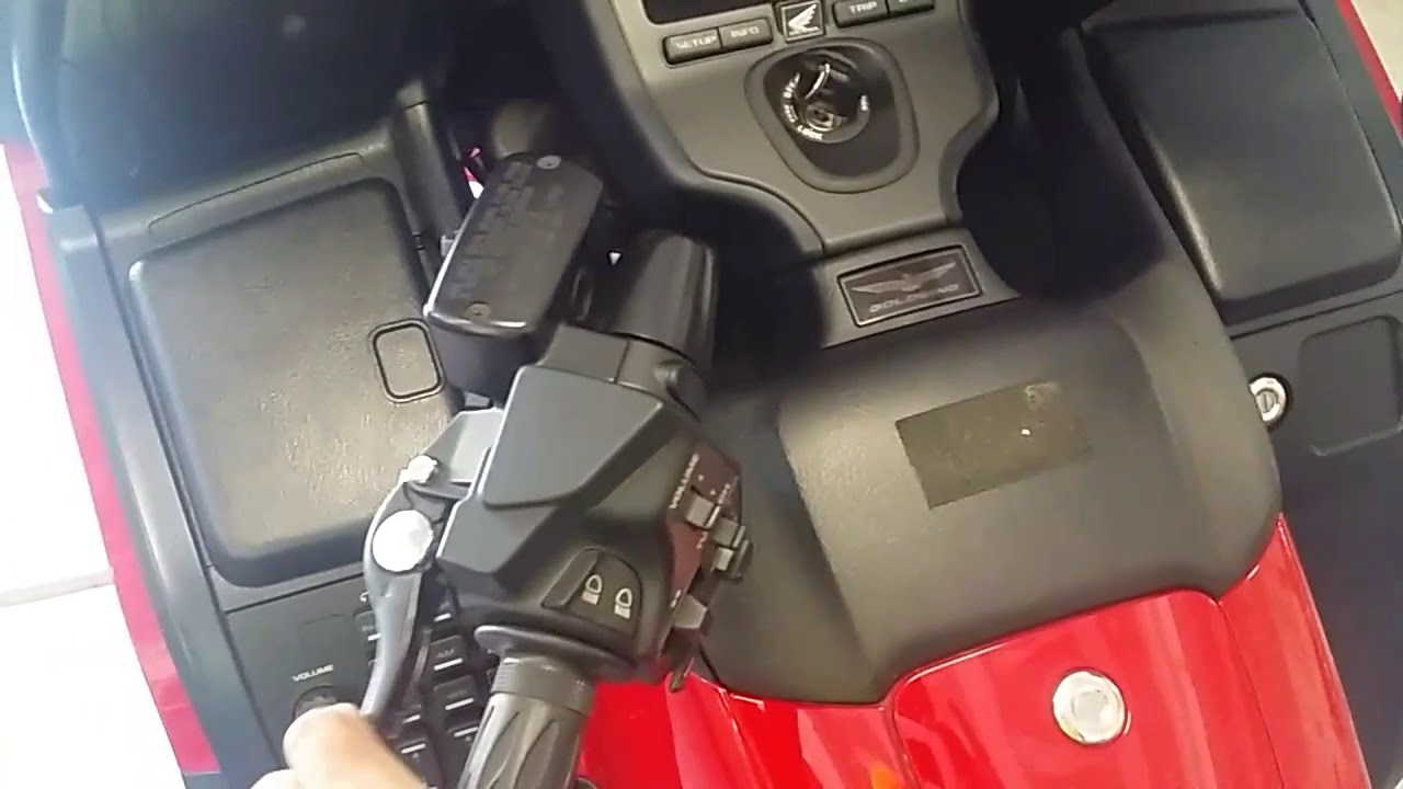 Honda F6B Couple of quick adjustments on the Brake & Clutch lever tutorial.