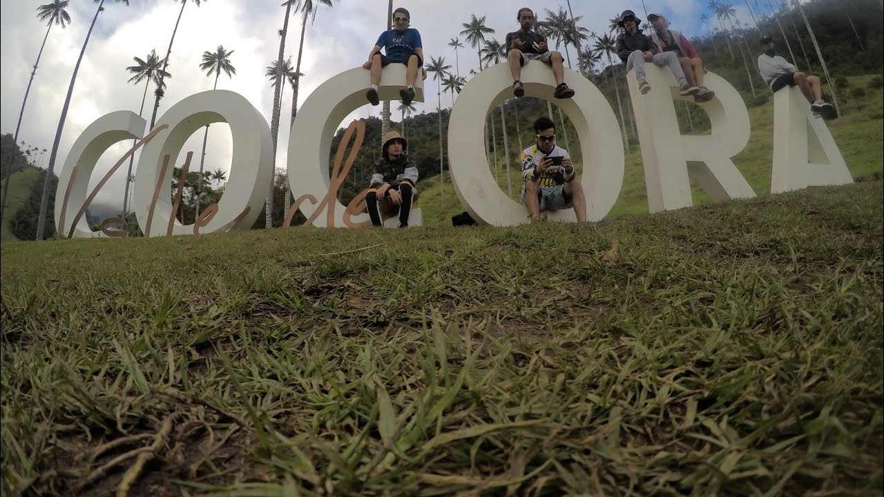 Viajando en Bici ¦ Bogotá, Ibagué, Calarca, Salento y Valle del COCORA. Con los biciviajeros