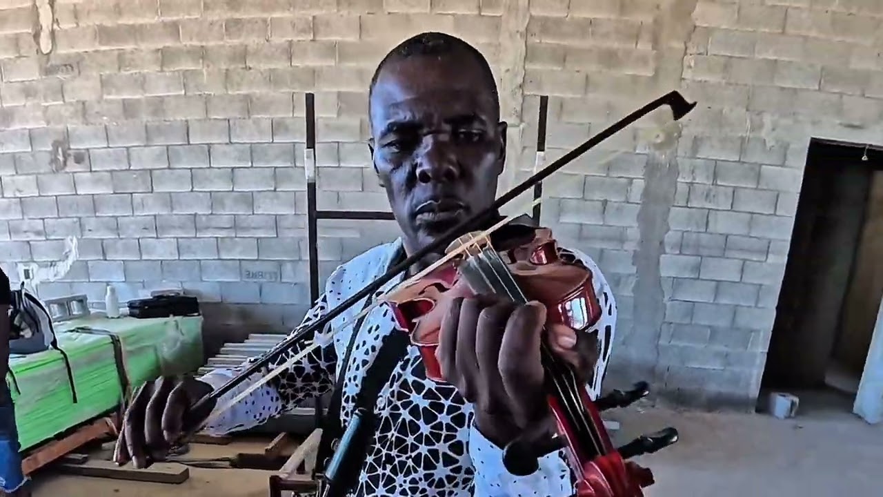 LUXURY HOTEL STRUCTURE TIME LAPSE.