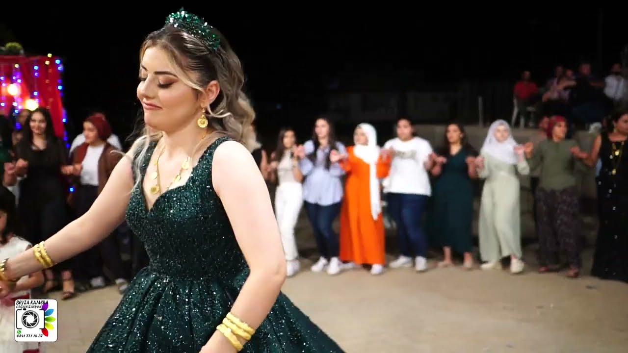 Yukarı Nasırlı Köyü Grup Akıncı Emel İle Hicabi Kına Part 3 Beyza Kamera 05417711837