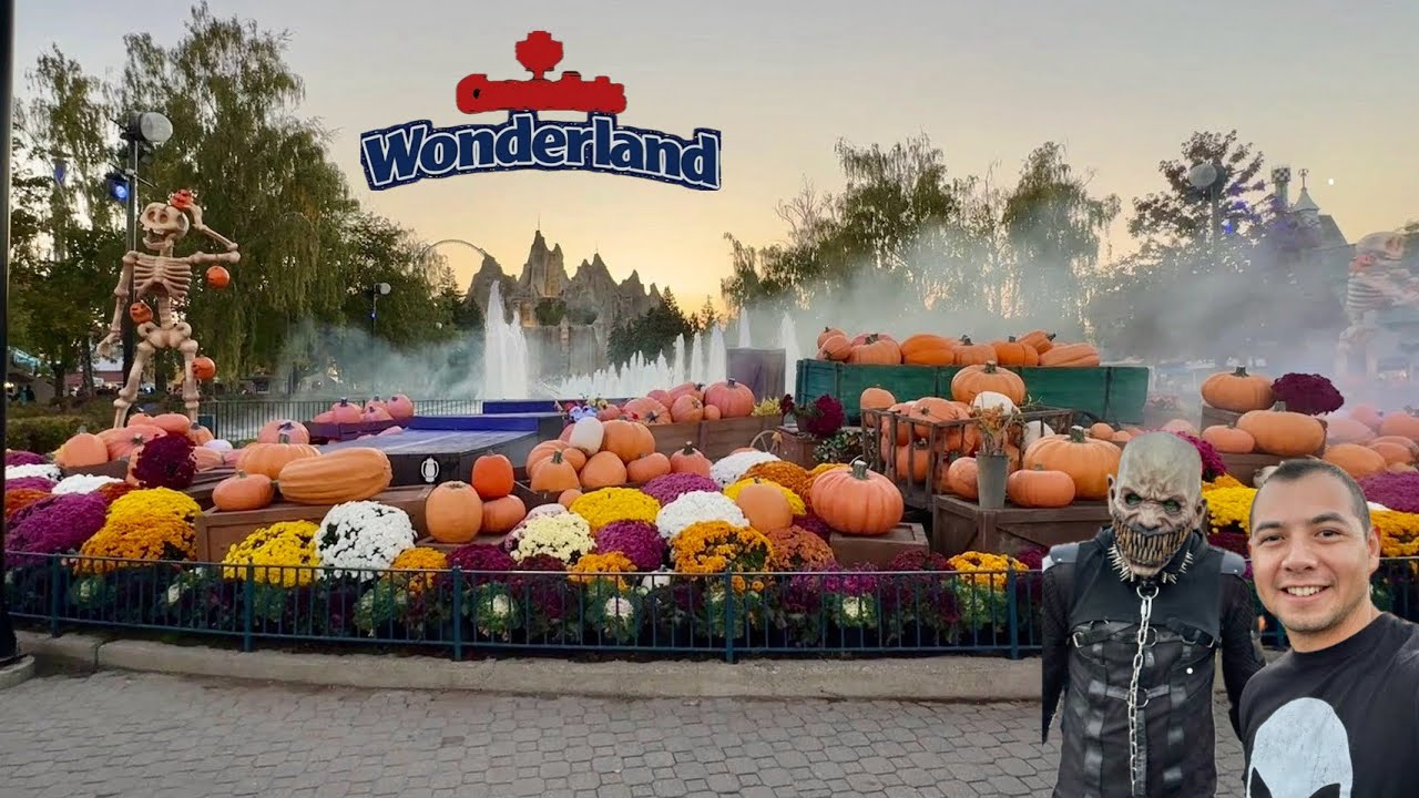 Halloween at Canadas Wonderland 
