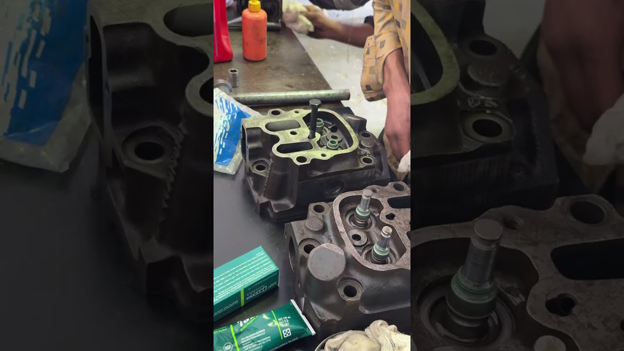 Mercedes Benz OM 442 LA Engine Head Valve fitting 