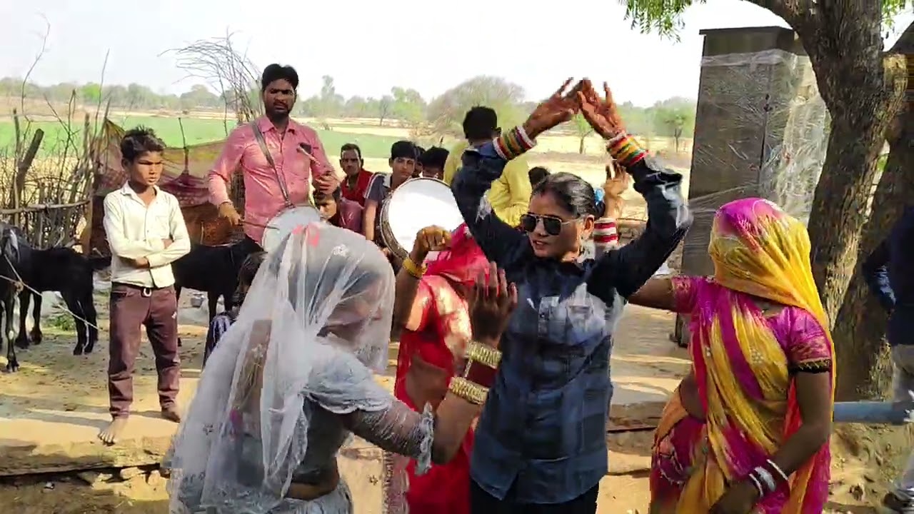नचलौं री करया मरौर कै सरमौं ना भाभी || Rashtriy Kajal band Lalitpur 9695645852. 8840024140
