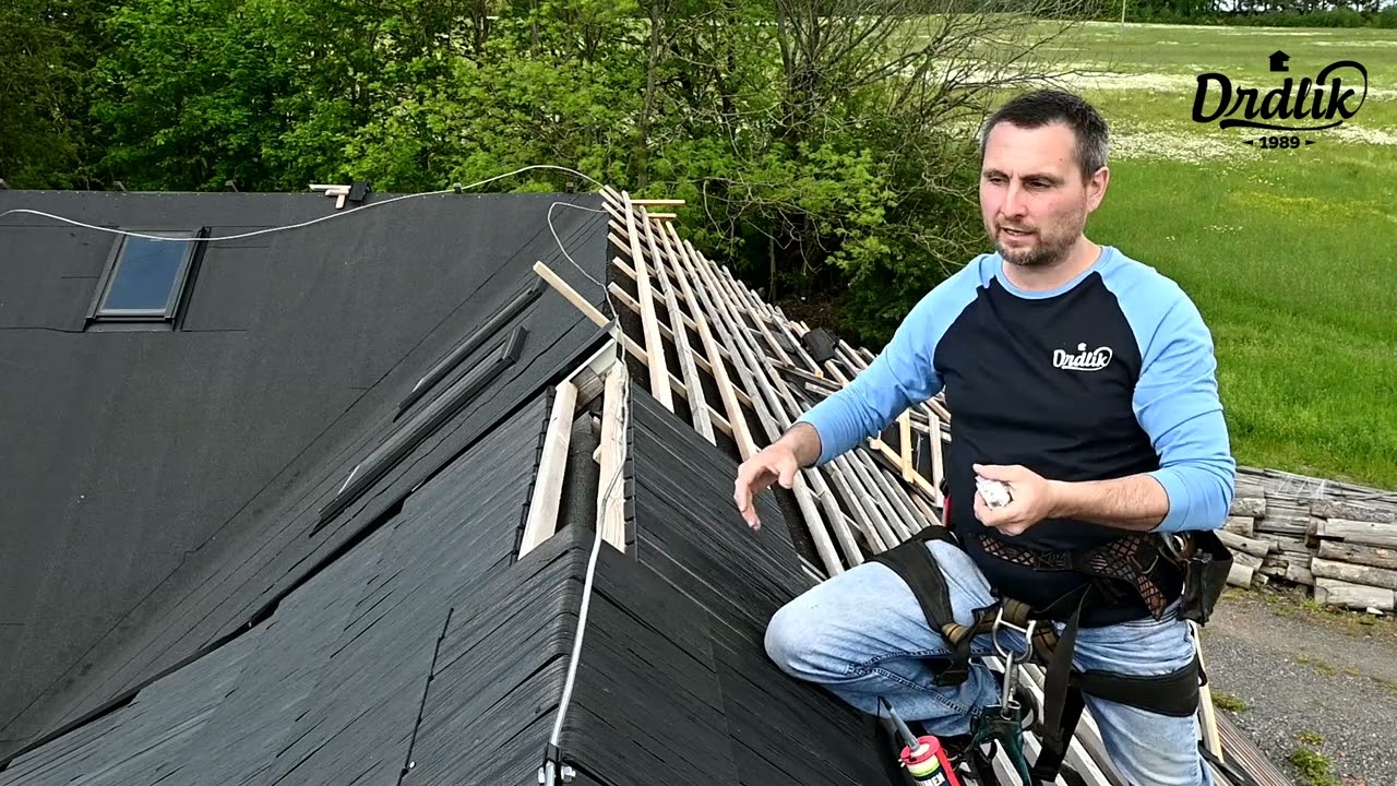 MONTÁŽNÍ VIDEO: Instalace hřebenáče EUREKO DDH II pro plastovou krytinu EUREKO DDS II