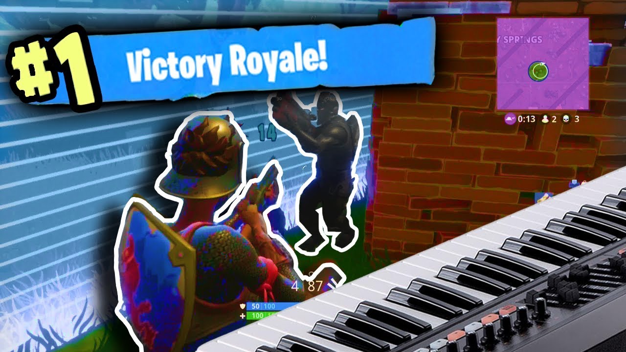 WINNING FORTNITE While PLAYING PIANO