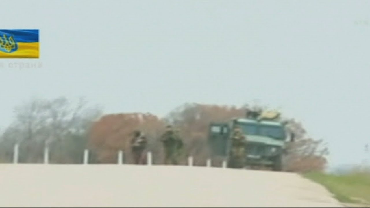 Russian and Ukrainian soldiers Crimea stand-off: subtitled