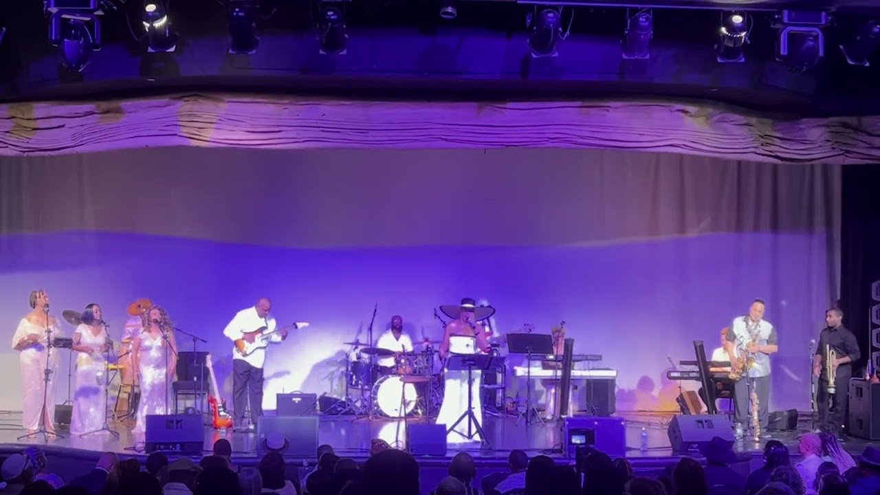 Mary Cross' Phyllis Hyman Tribute