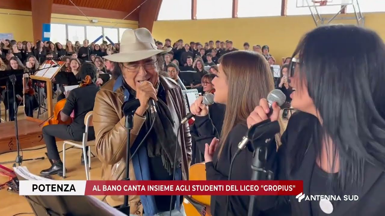 23 GENNAIO 2025 - POTENZA - AL BANO CANTA INSIEME AGLI STUDENTI DEL LICEO ''GROPIUS''