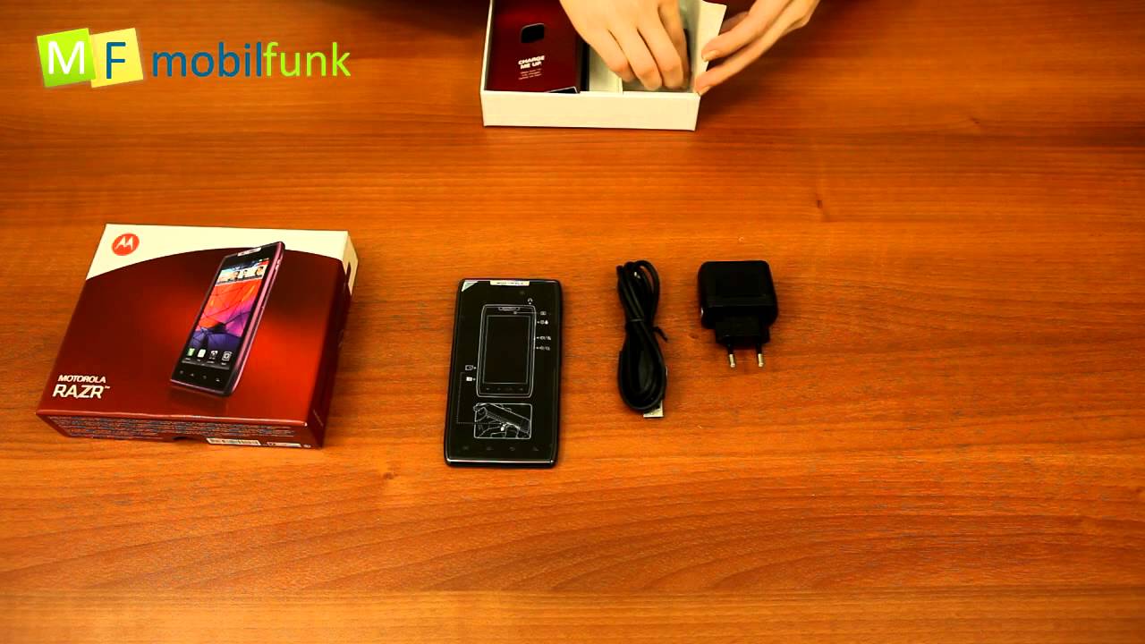 Motorola RAZR XT910 - обзор от Mobilfunk.ru