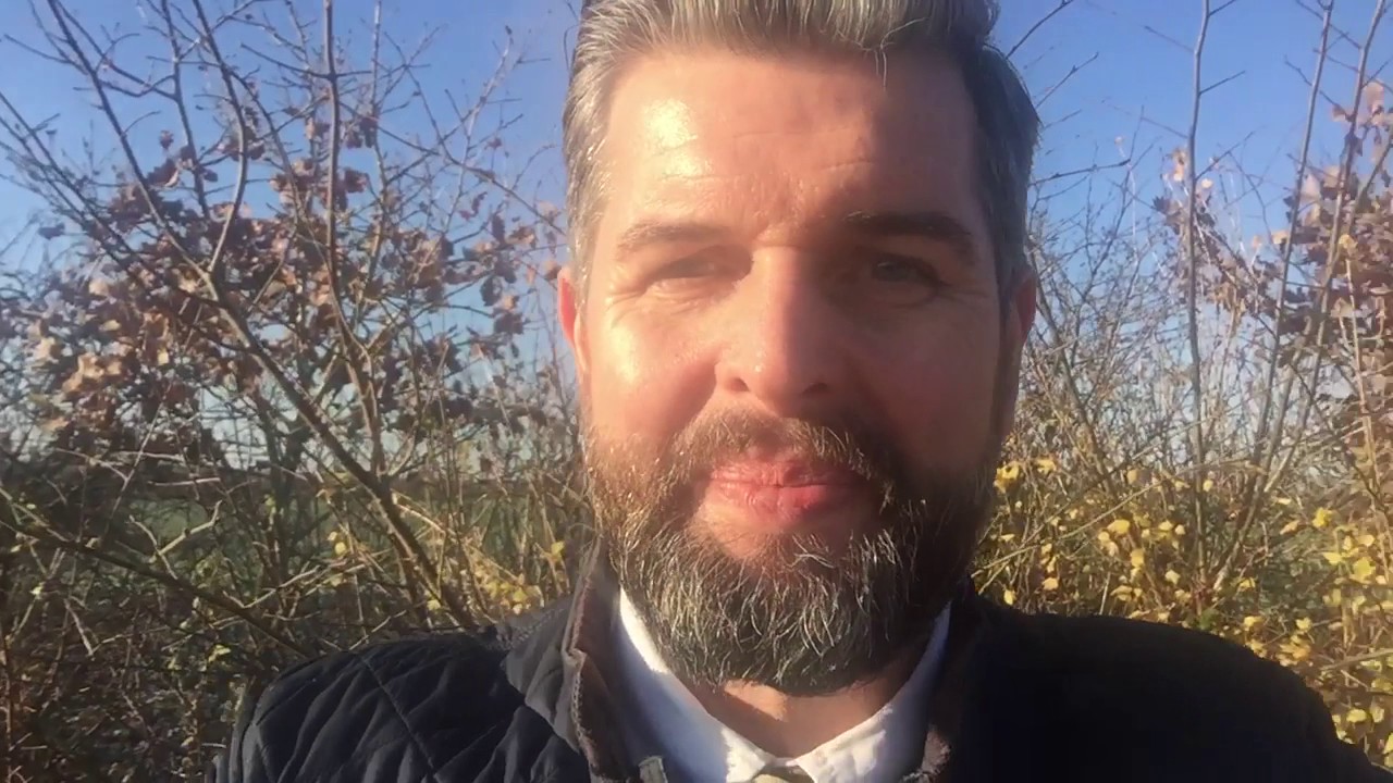 Slåen. Snaps eller gin?